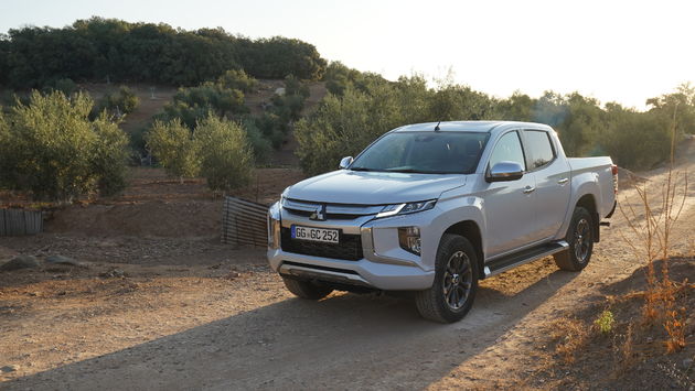 Mitsubishi_L200_785