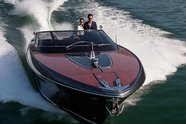 riva-rivamare-luxury-speedboat-001